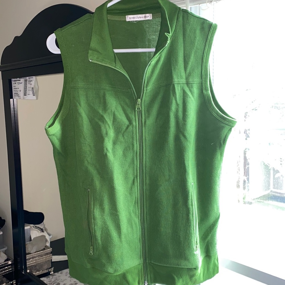 Green top